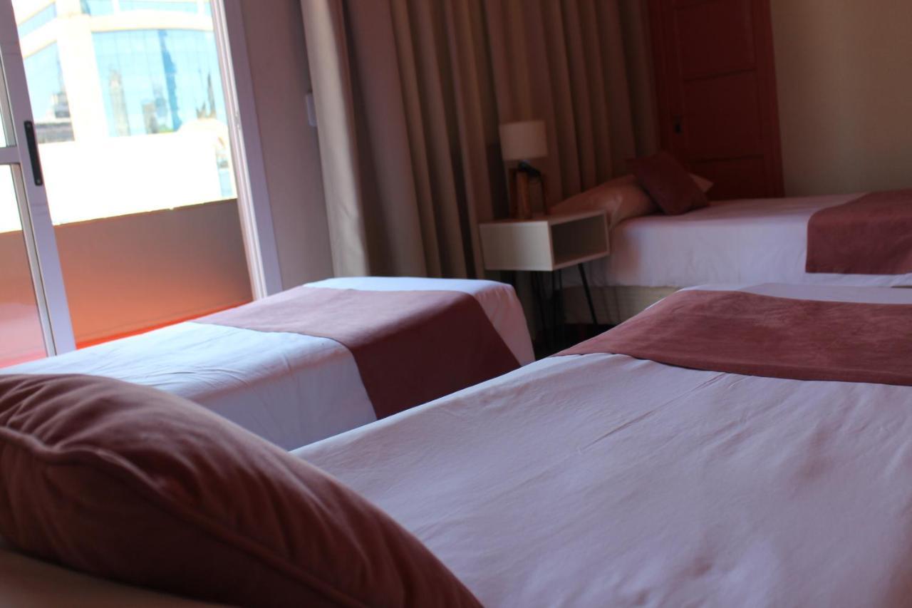 City Hotel Posadas Eksteriør bilde