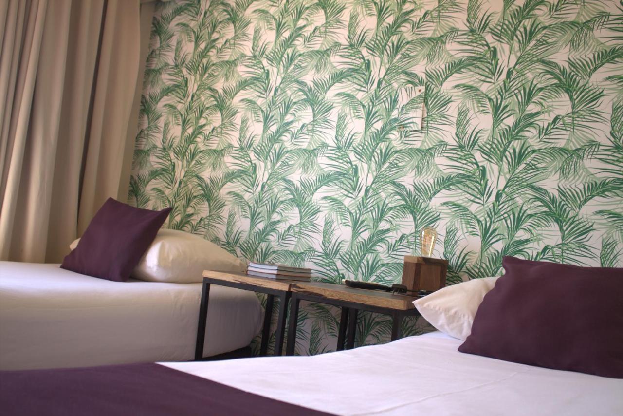 City Hotel Posadas Eksteriør bilde